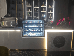 فايف ستار كافيه آند لاونج – 5 Star Café & Lounge