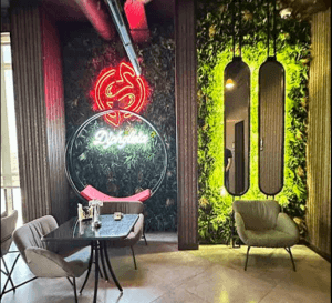 ديفيليا كافيه