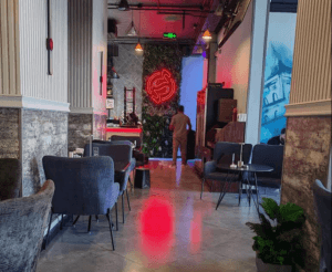 ديفيليا كافيه