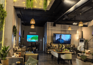 مقهى الملتقى لاونج