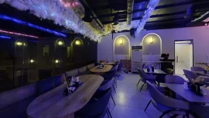 مطعم ولاونج روز الفخامة الحسينية