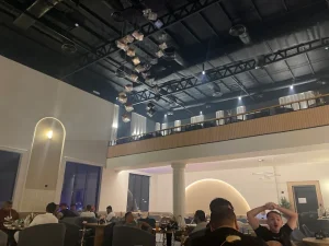 مطعم ولاونج روز الفخامة الحسينية