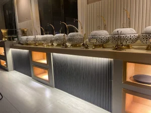 مطعم ولاونج روز الفخامة الحسينية